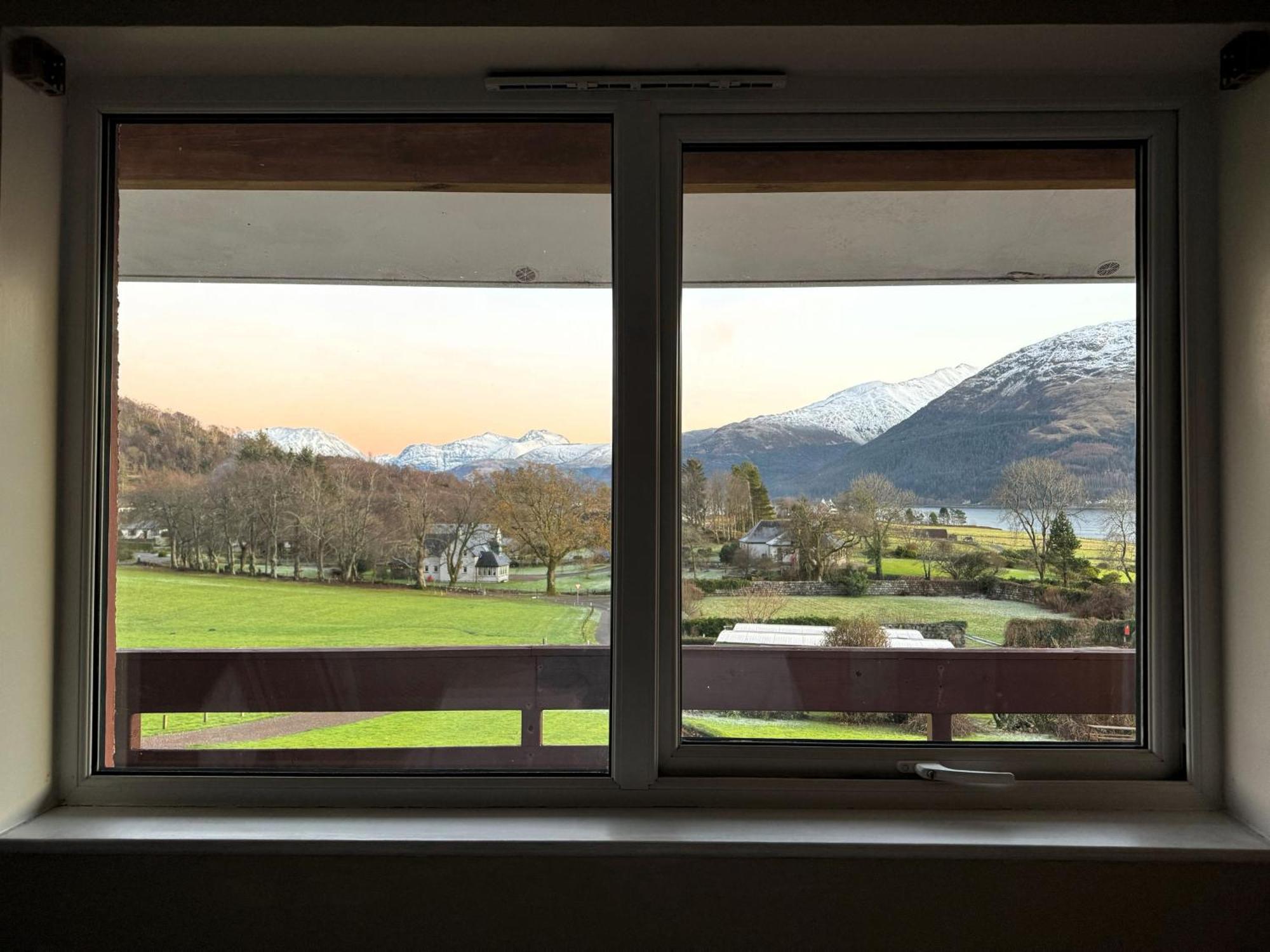 Ash, Birch And Rowan Self Catering Cabins Onich Exterior foto